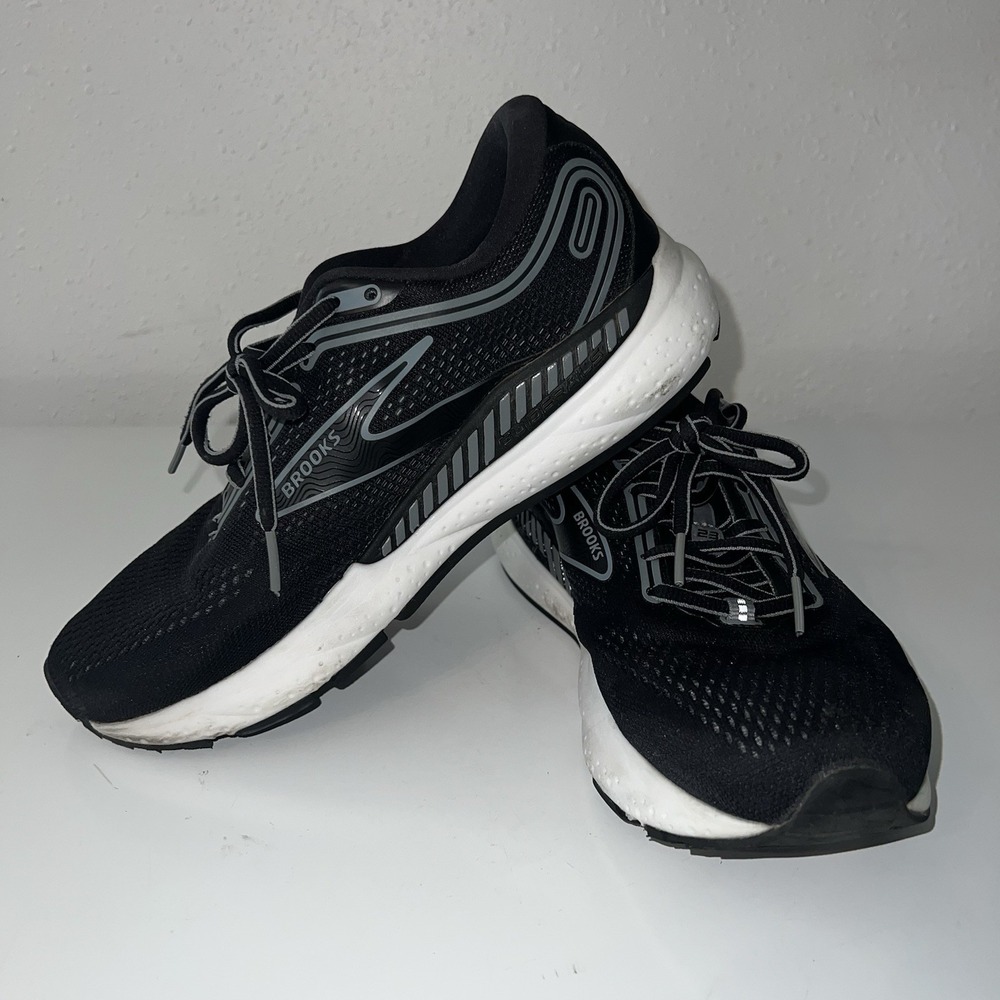 Brooks Ariel GTS 23 Womens Black White Athletic Running Shoes 8.5 Wide D - Picture 2 of 9